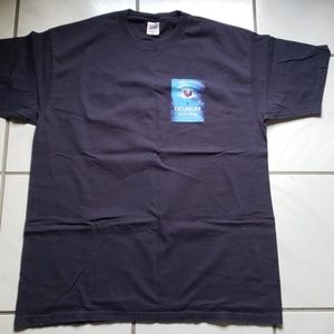 Rare new "cirque de soleil" local crew shirt